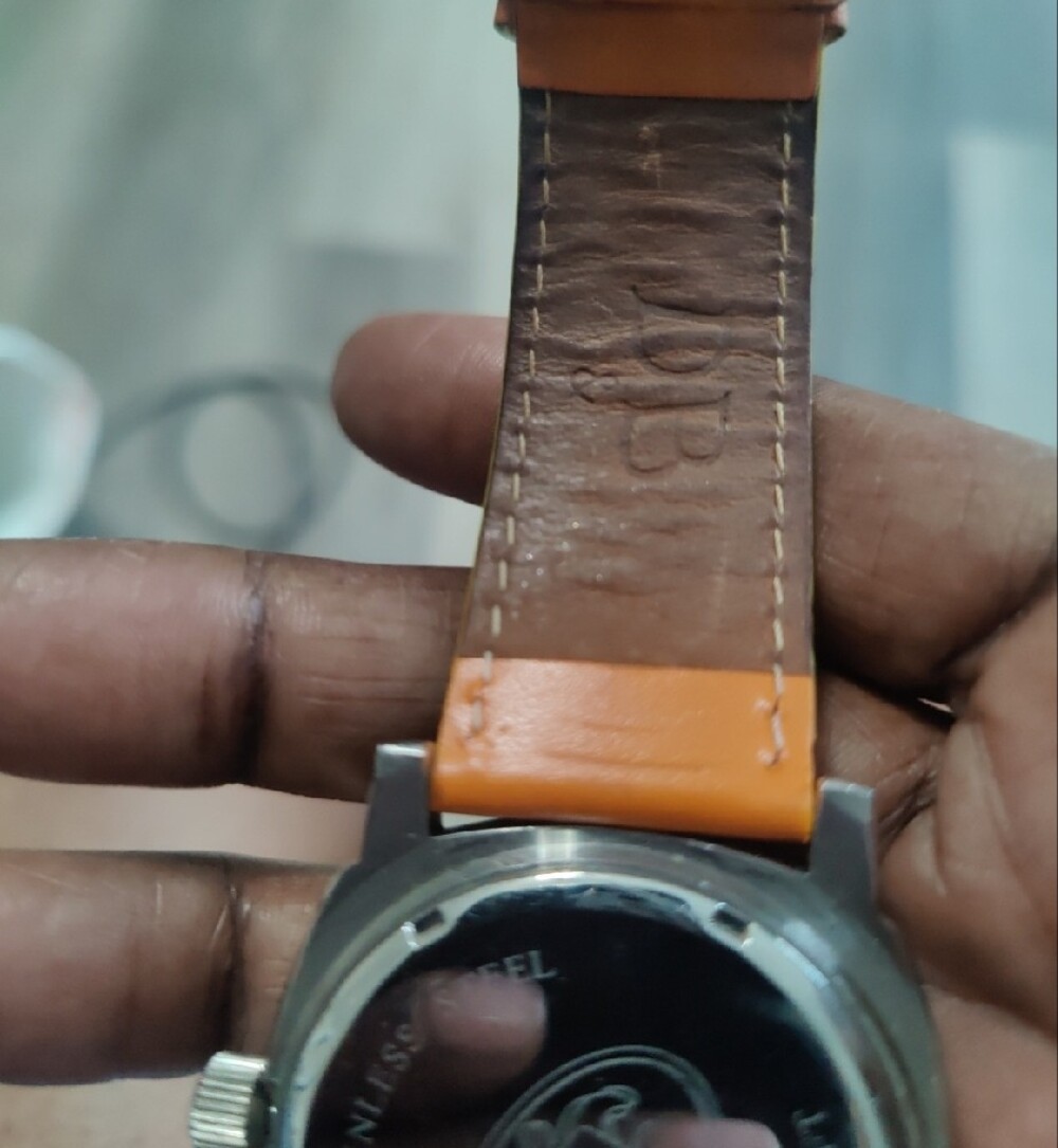Dooney & Bourke Men’s Blue & Orange Casual Watch Working Battery Good Condition - Picture 7 of 10